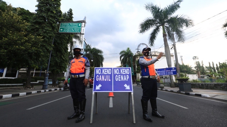 Ganjil genap di Kota Bandung. (Foto: MP/Humas Pemkot Bandung)