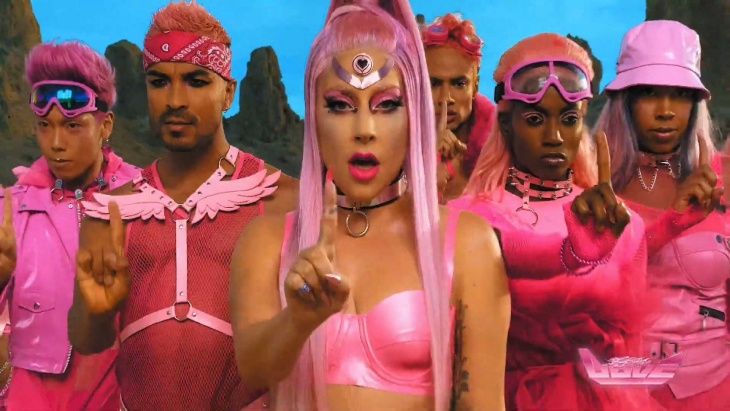 Album Chromatica Lady Gaga Mengingatkan Kita Pada Karyanya di 2009