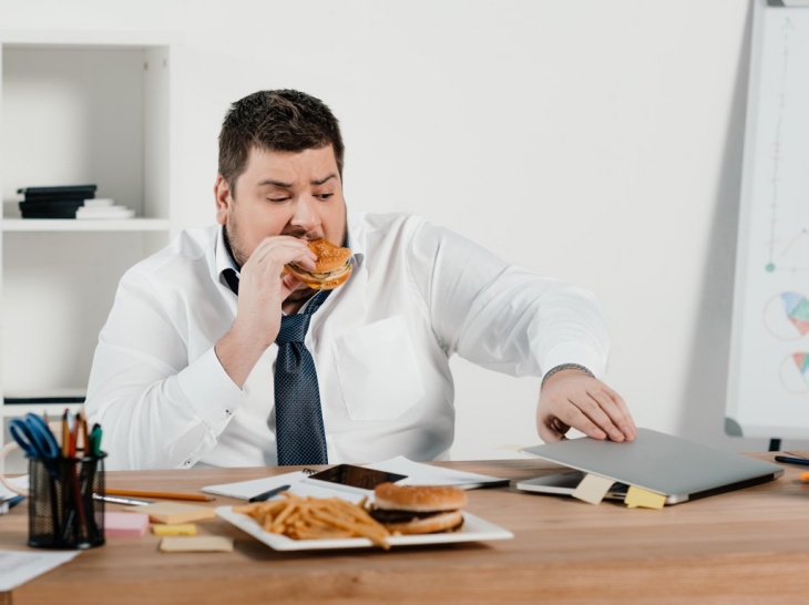 Binge Eating Disorder, Umum Terjadi namun Sedikit yang Mengerti