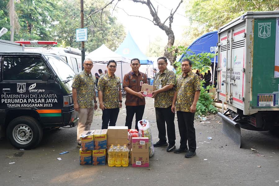 Korban Kebakaran Manggarai Terima Bantuan 3,5 Ton Beras
