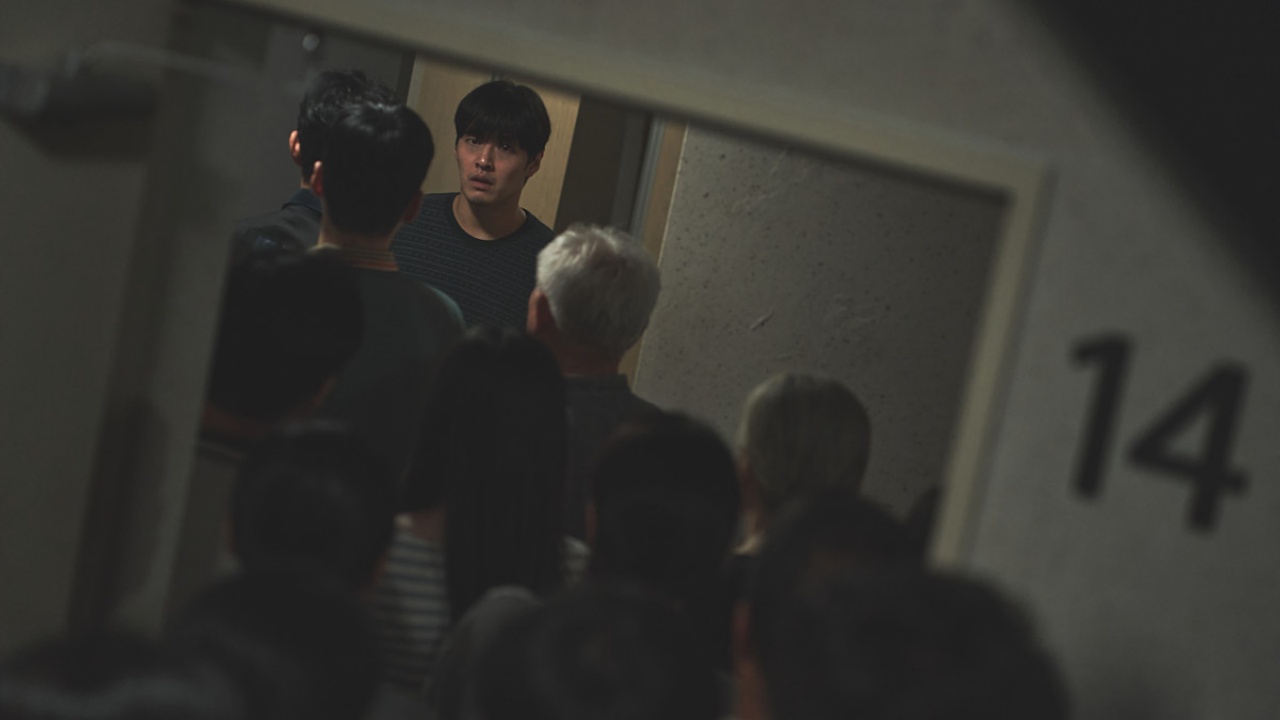 Film 'Wall to Wall' Ceritakan Teror Kebisingan di Apartemen Impian, Siap Tayang di Netflix Juli 2025