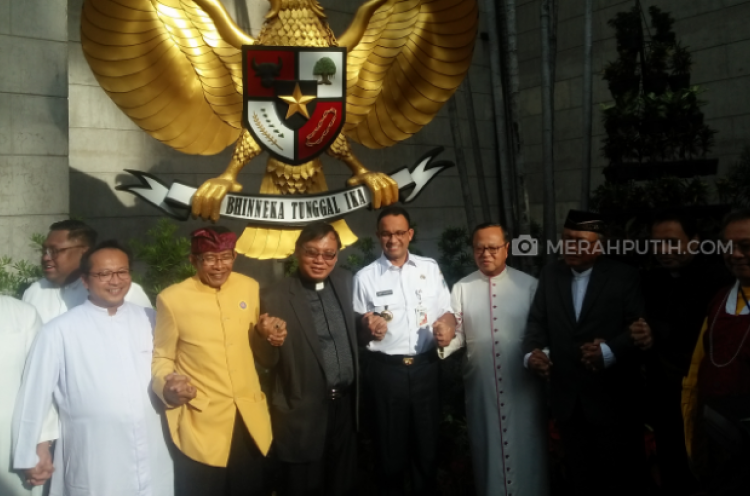 Tinjau Katedral, Anies Pesan Warga Jakarta Hidup Sederhana