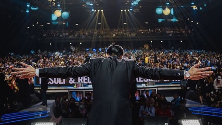 Daniel Mananta Pamit Undur Diri dari Indonesian Idol