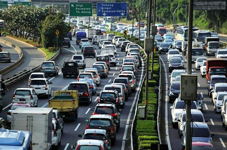 Tips-tips Hindari Stres Saat Terjebak Kemacetan 
