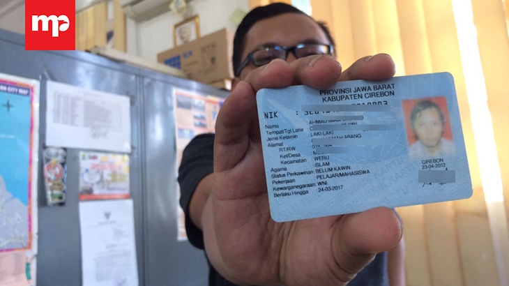 Merakyat, Wali Kota Antar e-KTP ke Rumah Warga