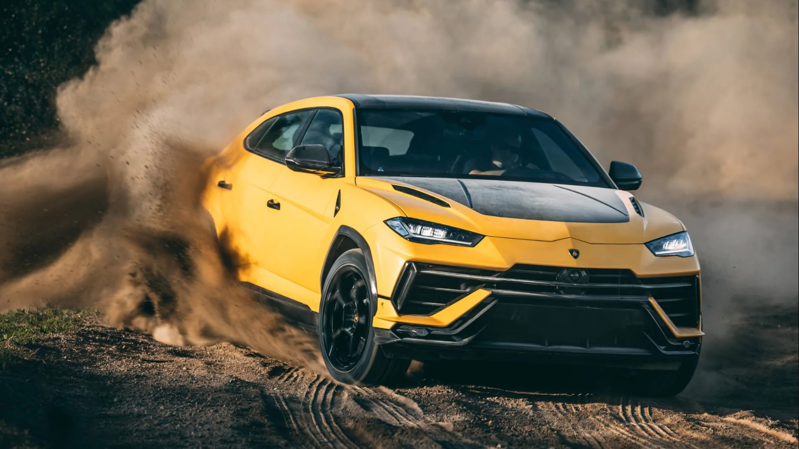 Lamborghini Urus hanya Tersedia Versi Hybrid Mulai 2024