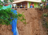 Sempat Diperingatkan Pindah Tempat, Pekerja Sungai Siwaluh Hilang Tertimbun Longsor