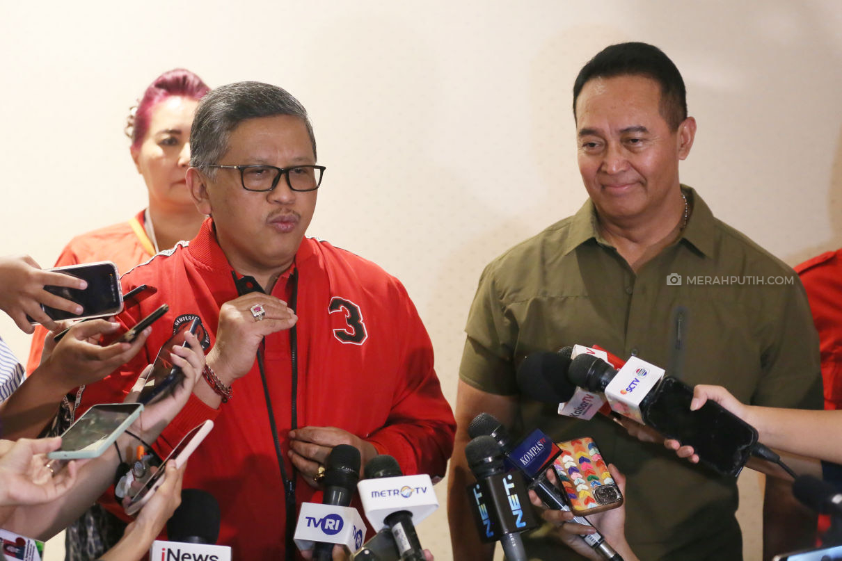 Hasto Klaim Kehadiran Andika Membawa Aura Kemenangan Bagi Ganjar