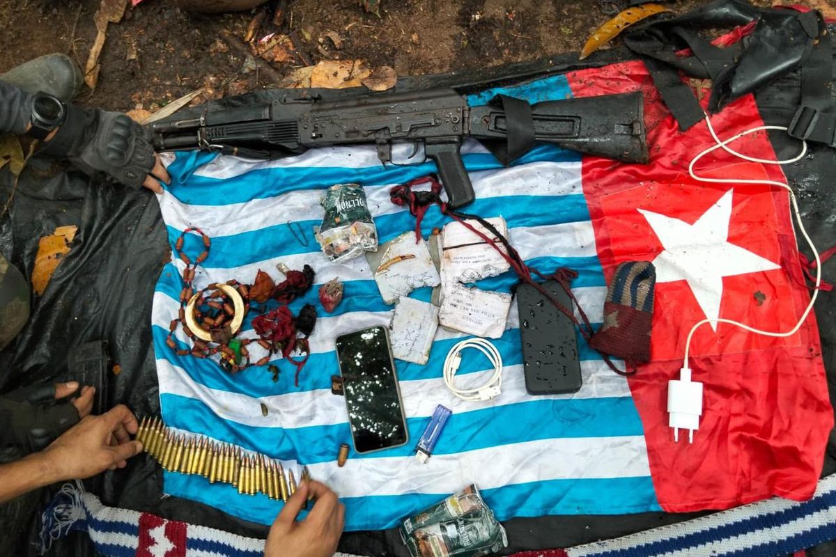 TNI Tembak Mati Komandan OPM di Maybrat, 2 Anak Buahnya Hanyut di Sungai