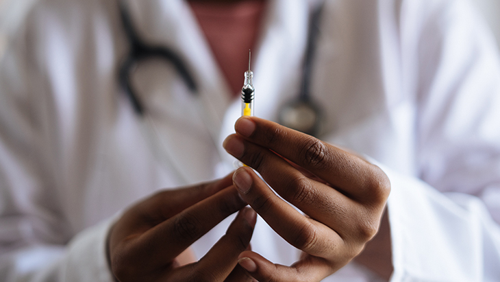 Injeksi atau Infus, Cara Efektif Berikan Multivitamin