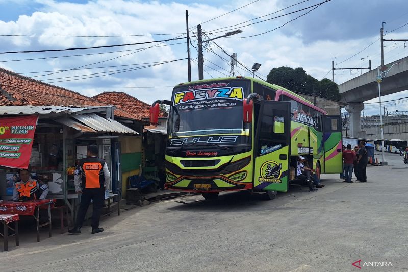 Dishub DKI Jakarta Keluarkan Peringatan Keras untuk Pemudik Bus AKAP: Jangan Turun di Pinggir Jalan!