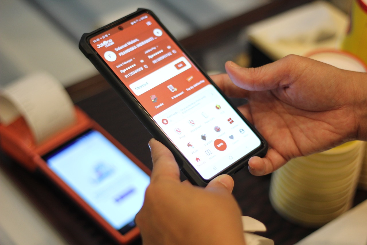 Transformasi 5.0 Bikin Kinerja Keuangan Bank DKI Kinclong