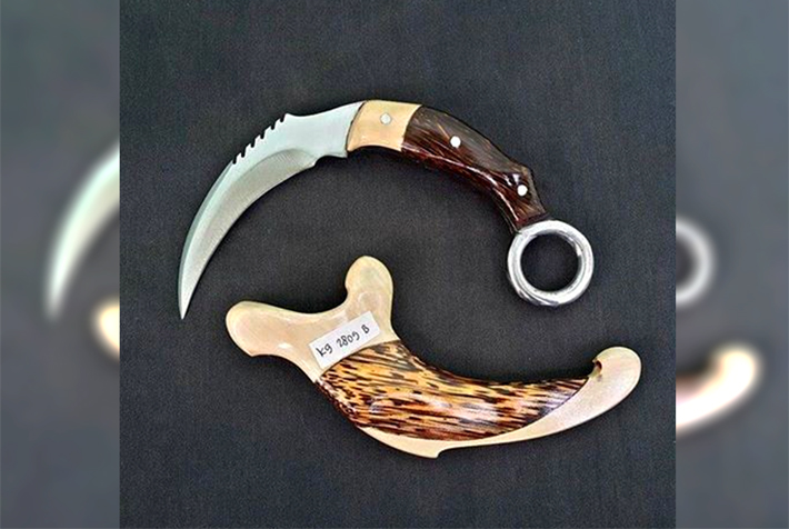 Pisau kerambit senjata tradisonal Minangkabau. (FOTO pondokroso.com)