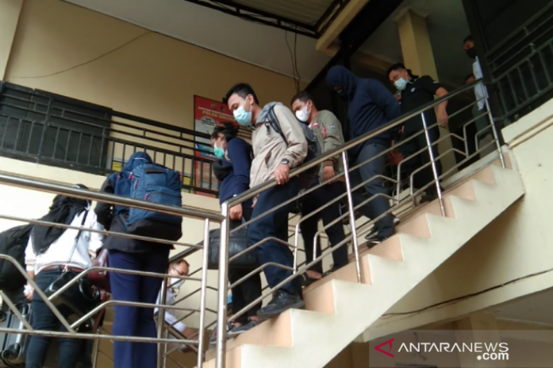 Geledah Kantor Bupati Hulu Sungai Utara, KPK Amankan Uang Hingga Bukti Elektronik