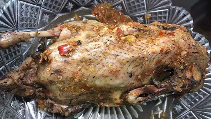 Kuliner Olahan Daging Buruan Food Traveller di Pulau Madura