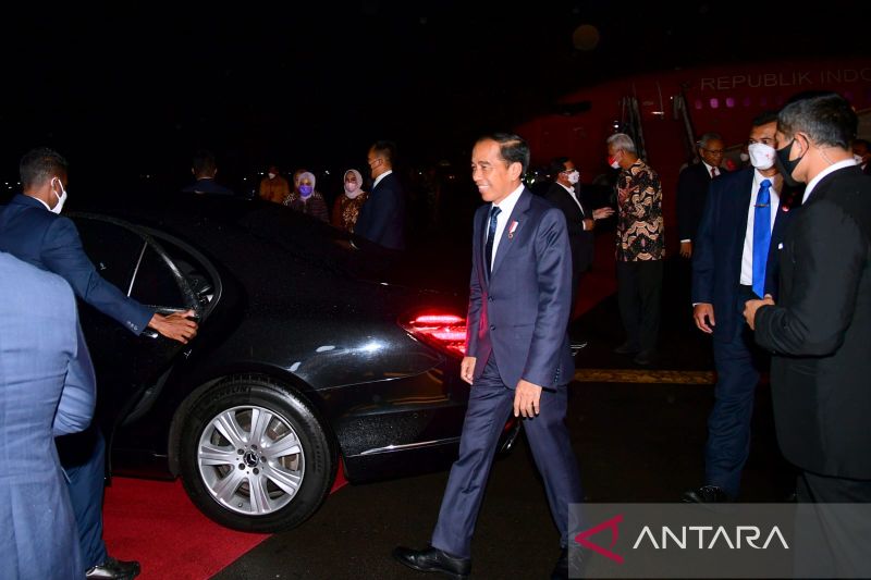 Jokowi Hadiri Pembukaan Muktamar Muhammadiyah di Stadion Manahan