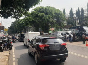 Sidang Ferdy Sambo, Usaha Makanan-Minuman di Kawasan PN Jaksel Ramai Pengunjung