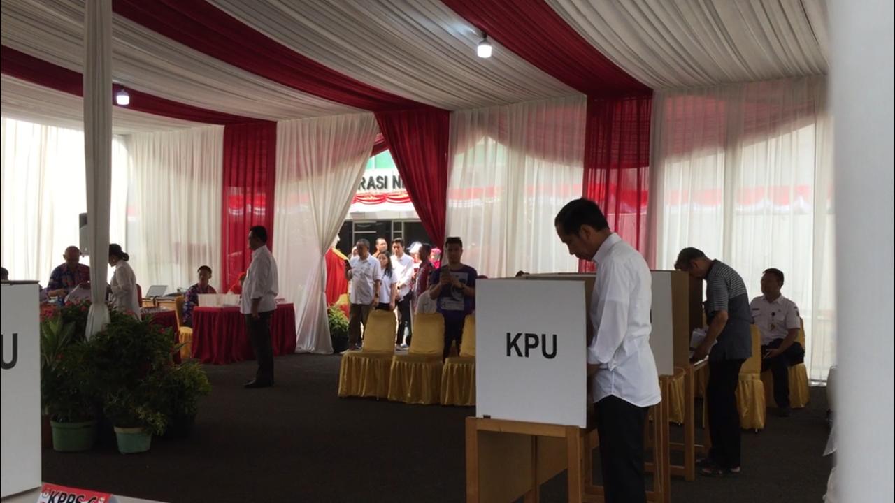 Prabowo-Sandi Berhasil 'Curi' 30 Persen Suara di TPS Jokowi