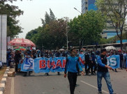 Hanya Naik 8,5 Persen, Buruh KSPI Geruduk Kantor Anies