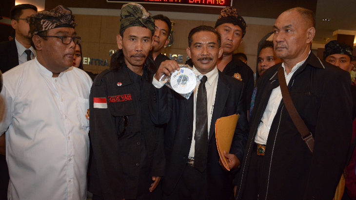 FPI: Kenapa Tidak Laporkan Rizieq dari Dulu