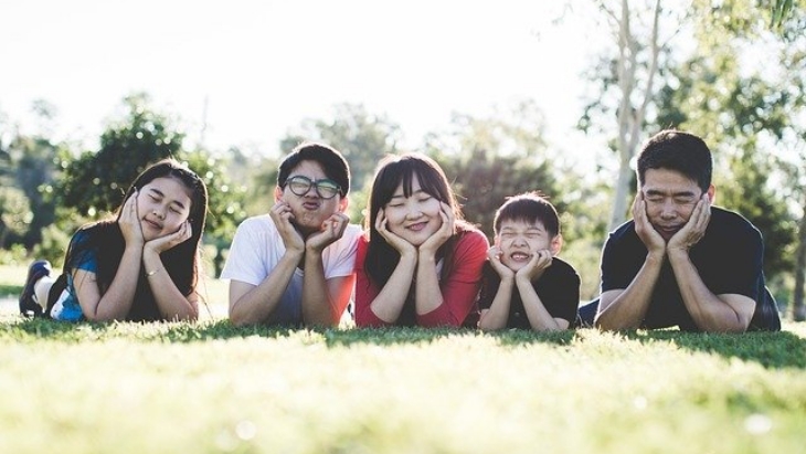 Membangun kekuatan mental dan waktunya quatily time bersama keluarga (Foto: Pixabay/Dan_Park)