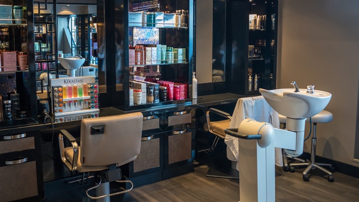 Sudah Aman Kembali ke Salon?