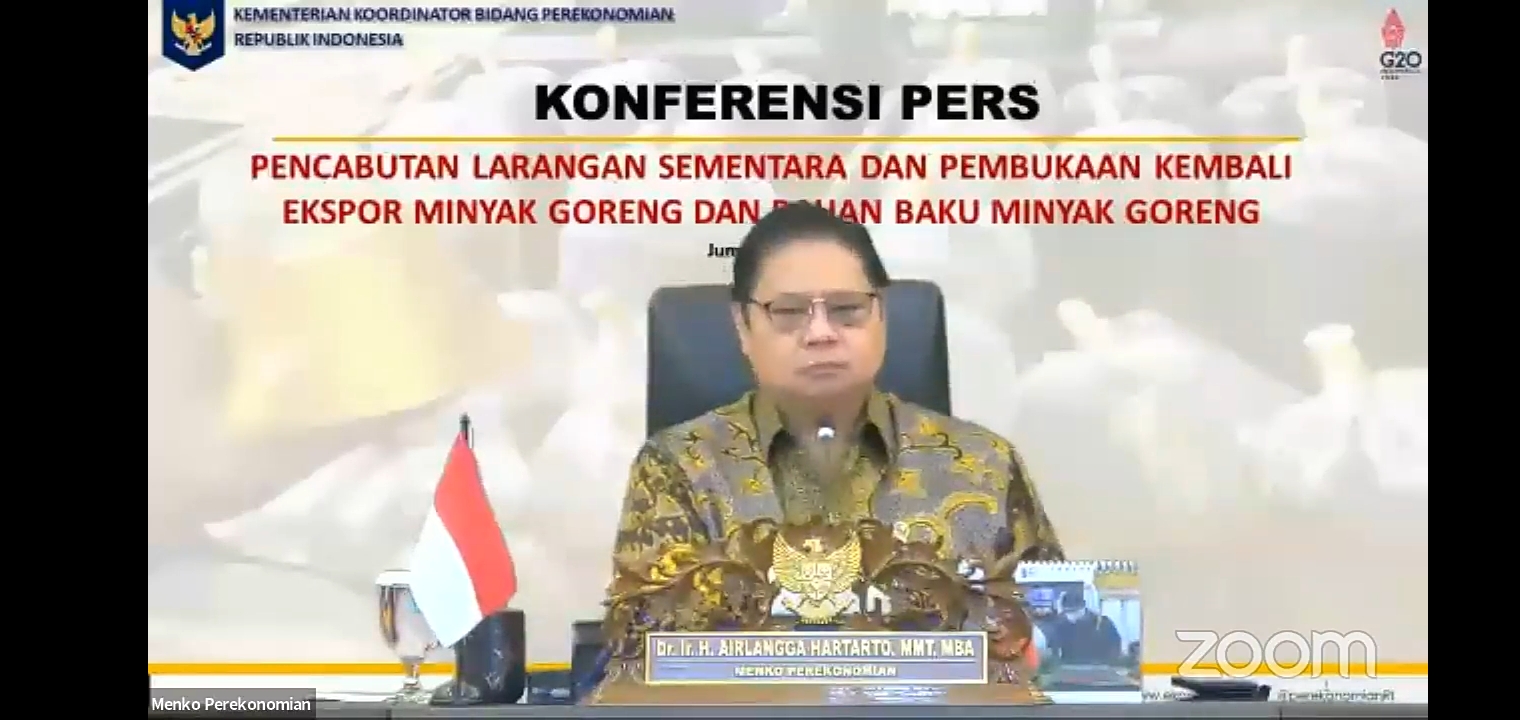 Aturan Ekspor Dibuka, Airlangga Jamin Ketersediaan Minyak Goreng dalam Negeri