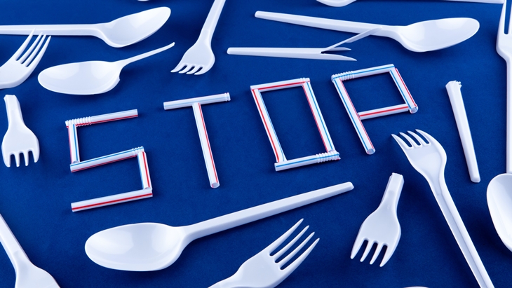 Inggris Melarang Penggunaan Peralatan Makan Plastik Akhir Tahun Ini