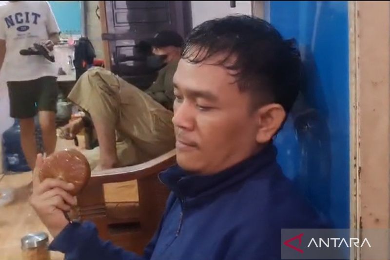 Produsen Dodol Betawi Batalkan Pesanan Gara-Gara Enggak Kuat 'Ngaduk' Sendiri