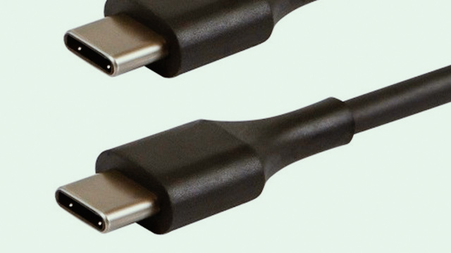 Port USB C memiliki sifat reversible. (Foto: FHM Philippines)