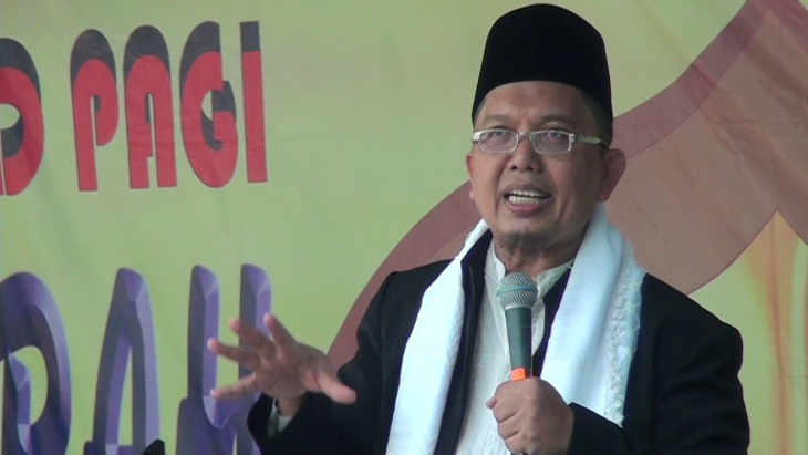 Ustaz Alfian Tanjung Tolak Tanda Tangan Surat Penangkapan