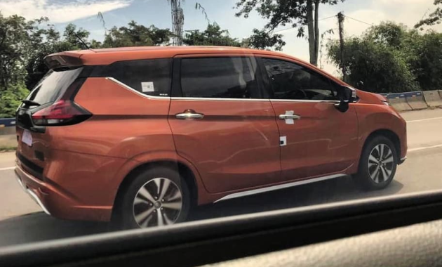Nissan Livina Terbaru Tertangkap Kamera di Jalanan, Kenapa Mirip Xpander Banget?