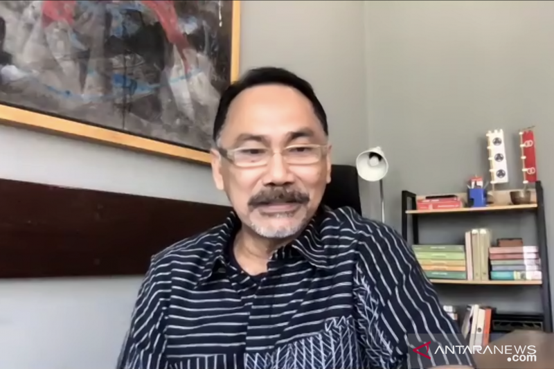 Rizal Mallarangeng Ungkap Penyebab Kelangkaan Minyak Goreng