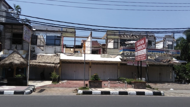 Beberapa bangunan yang hancur pasca gempa (MP/Muchammad Yani)