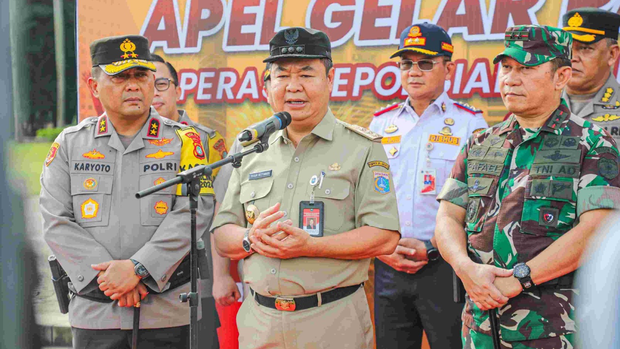 Pj Teguh Pastikan Perayaan Nataru 2024/2025 Berjalan Lancar Tanpa Gangguan