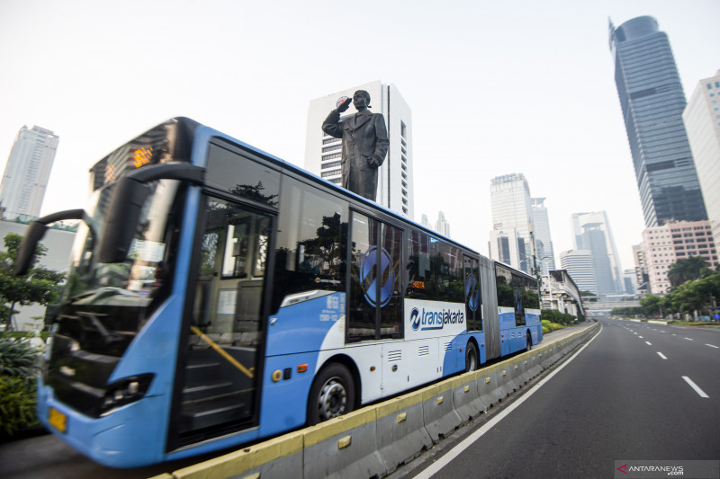 TransJakarta. (Foto: Antara)