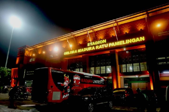 Madura United Dipercaya Kelola Stadion Ratu Pamelingan