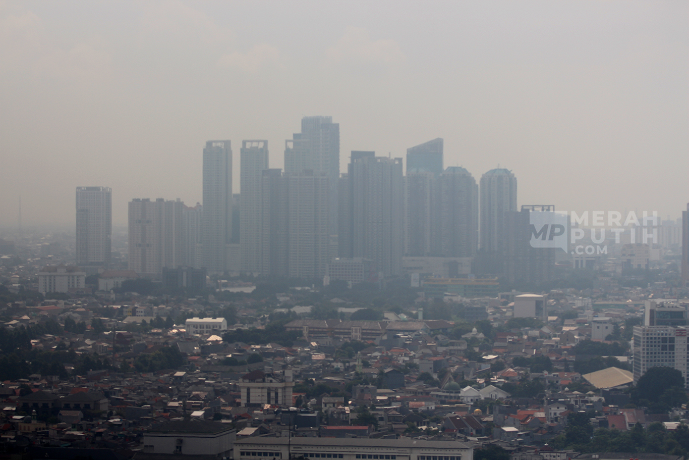 Kualitas Udara Jakarta Tidak Sehat Untuk Kelompok Sensitif - MerahPutih