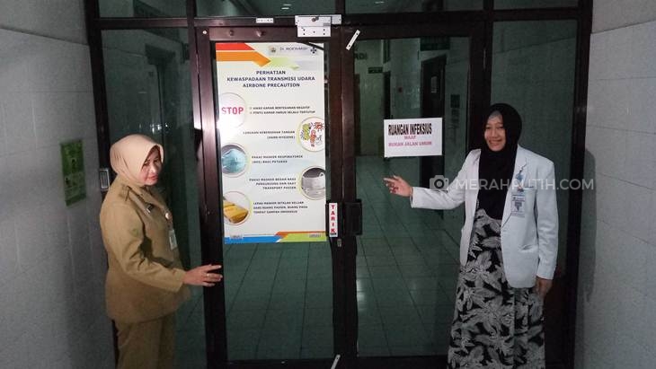 RSUD dr Moewardi yang merupakan rumah sakit milik Pemprov Jawa Tengah menyediakan ruang isolasi pasien virus corona. (MP/Ismill)