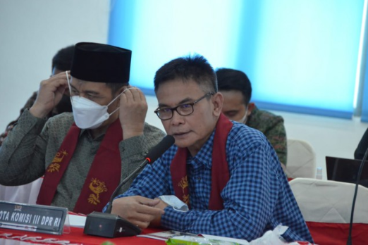 Johan Budi Minta Ruang Diskusi Tetap Dibuka untuk Pasal Krusial di RKUHP