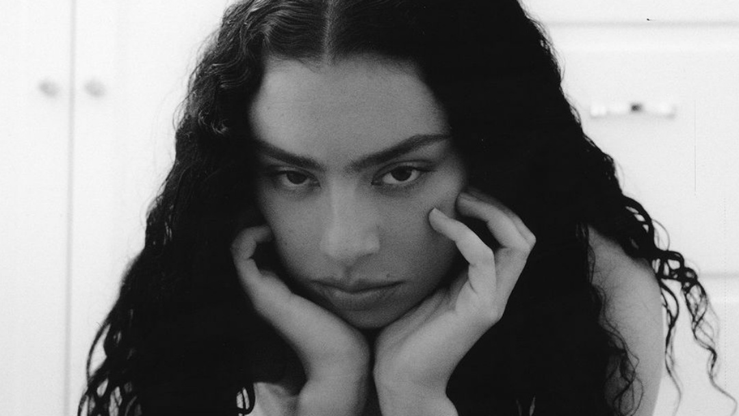 Curahan Hati Charli XCX tentang Sulitnya Diterima di Industri Musik Inggris
