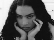 Charli XCX Bintangi Film Thriller A24 'The Moment', Dijadwalkan Rilis Januari 2026