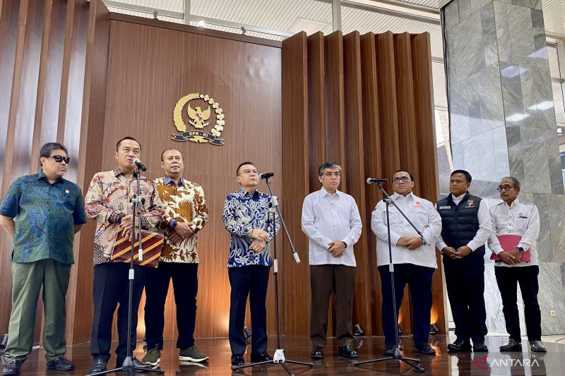 Mensesneg Prasetyo Hadi Umumkan Dirinya Ditunjuk Ketuai Satgas Mitigasi PHK, Ini Tugasnya!