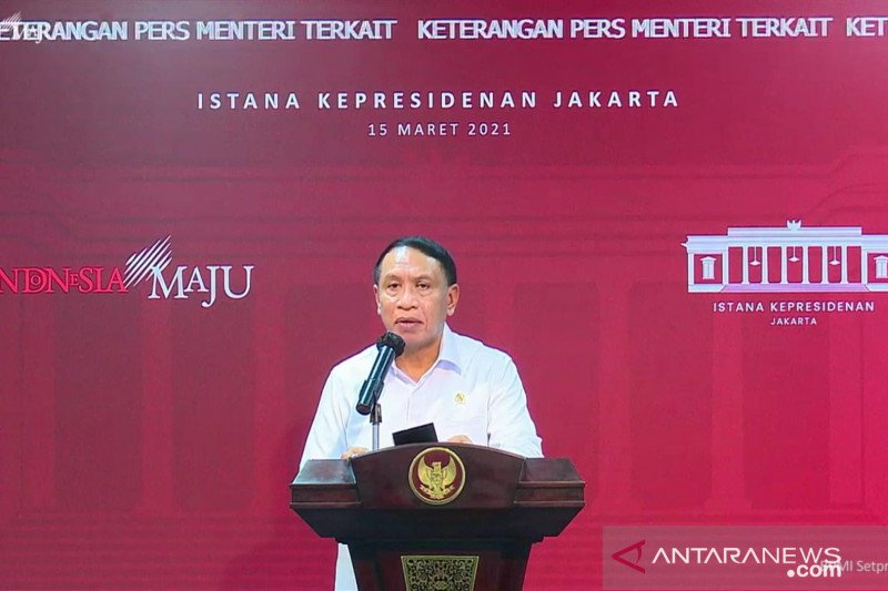 angkap layar konferensi pers Menteri Pemuda dan Olahraga Zainudin Amali di Kantor Presiden Jakarta, Senin (15/3). (Foto: Antara)