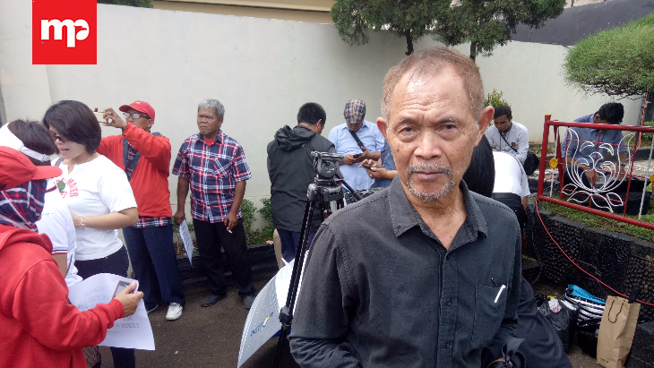 Dukung Ahok, Goenawan Mohamad Sambangi Mako Brimob
