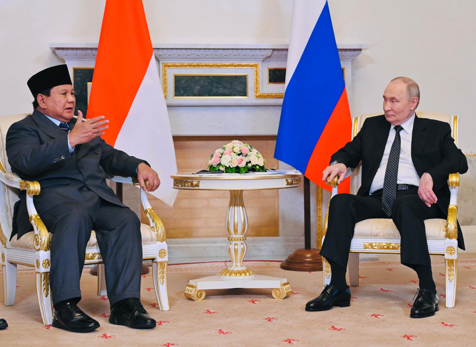 Momen Akrab Pertemuan Presiden Prabowo Subianto dengan Presiden Vladimir Putin di Rusia