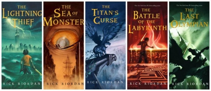 Sederet novel Rick Riordan. (Foto: Ist)