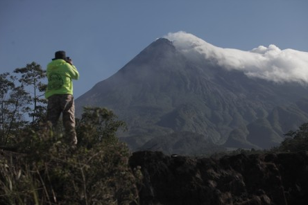 TNGM Minta Masyarakat Bijak Jika Bertemu 'Penghuni' Gunung Merapi