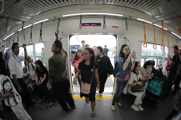 perjalanan setengah hari menjajal MRT baru di Ibu kota Indonesia