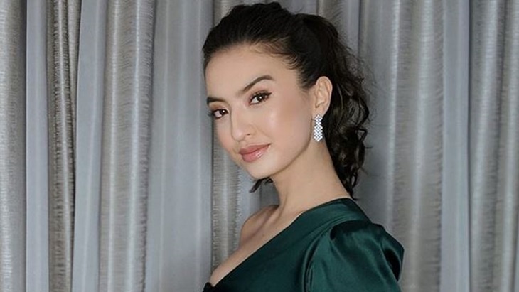 Hadir Di Gala Premiere Film 'Dumbo', Raline Shah Ketemu Angelina Jolie